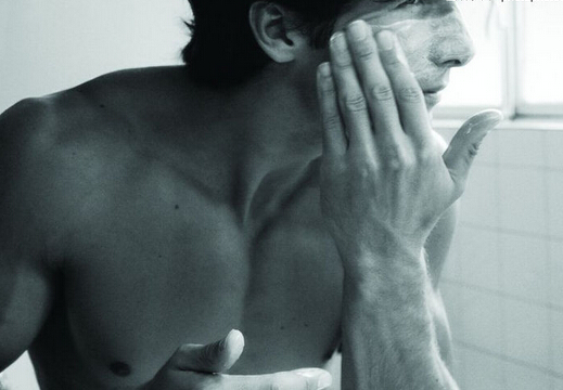 精液帶血是怎么回事？精液帶血的原因