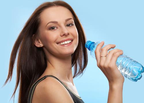 如何選購優質礦泉水?怎樣辨別礦泉水的質量