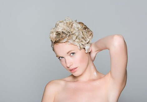 怎樣防止洗頭時掉發?月經期間可以洗頭嗎