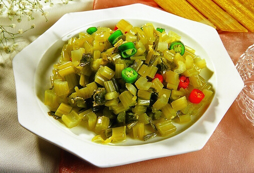 酸菜的做法-酸菜粉絲凍豆腐怎么做?