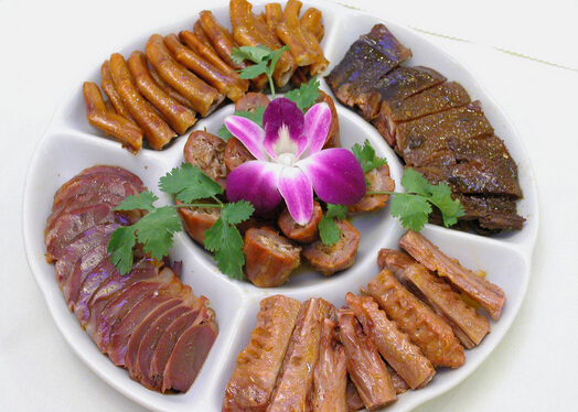 鹵菜的做法-鹵水的儲(chǔ)存方法