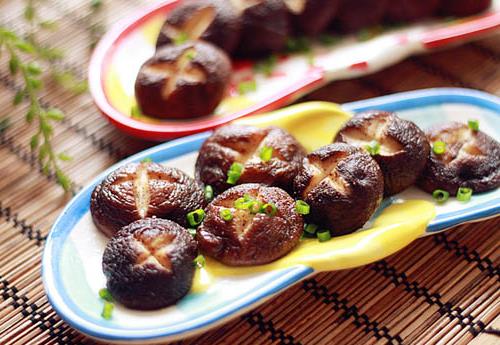 蘑菇怎么做好吃又有營養(yǎng)？各種蘑菇的健康吃法