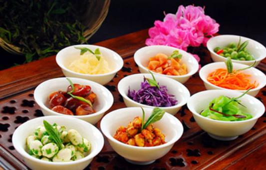 常見美食與米飯熱量的PK