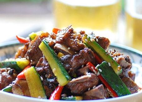 干煸麻辣排骨怎么做好吃?干煸麻辣排骨的做法