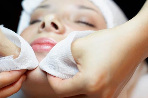 走出抗衰老誤區：七條皮膚保養歪理會加速女人衰老