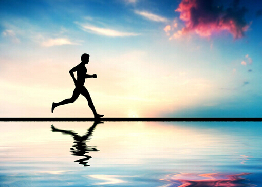 晚上跑步能減肥嗎?晚上跑步好還是早上跑步好?