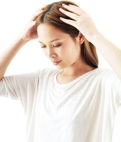 秀發護理：頭皮按摩步驟圖解，頭部按摩手法