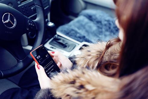 網戀“白富美”，南通小伙起訴相戀8年未婚妻要回婚房