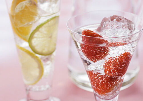 蘇打水治療胃食管反流-胃食管反流的原因