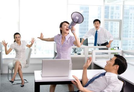 極品女同事:盤(pán)點(diǎn)職場(chǎng)男人最討厭的八種女同事