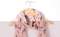 十種圍巾系法助你變身時尚小達人