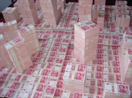 炫富的心理分析:官二代、富二代炫富事件的背后心理折射