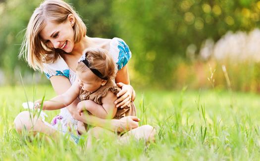 怎么給寶寶洗手?洗手應(yīng)該注意哪些方面?