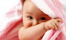 給寶寶清潔五官有技巧嗎？