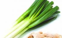 就著蔥蒜來吃飯 有效降低患胃癌的風(fēng)險(xiǎn)