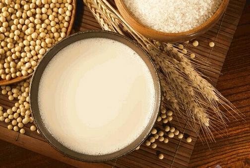 喝豆?jié){加糖好嗎？喝豆?jié){加什么糖最好