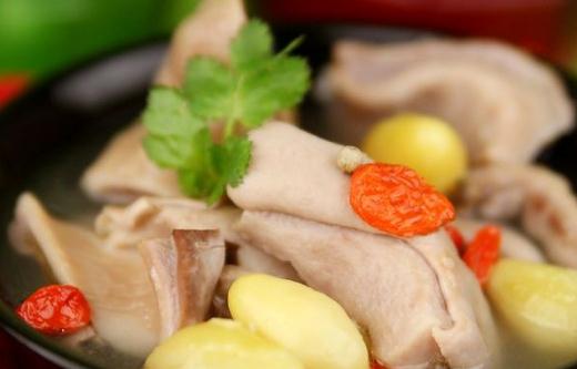 手腳冰涼吃什么?胡椒豬肚湯來幫你
