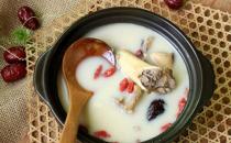 夏季適合喝什么湯？夏季喝湯的注意事項