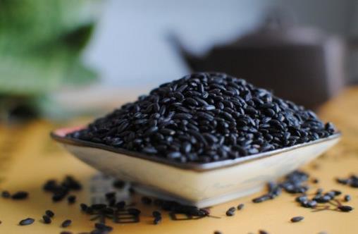 黑色食物補腎嗎?黑色食物有哪些