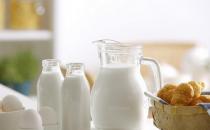 吃感冒藥時能喝牛奶嗎？感冒了可以喝牛奶嗎