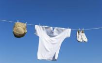 衣服總變黃？恢復(fù)潔白亮麗有辦法！