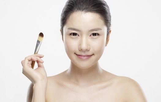 熬夜后臉部水腫怎么辦?熬夜怎么保養皮膚?