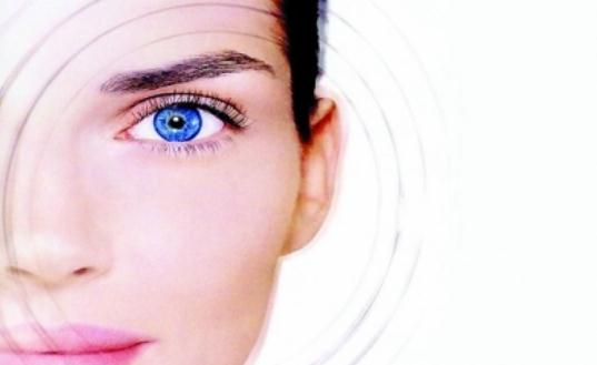 眼角有魚尾紋？去除魚尾紋的方法