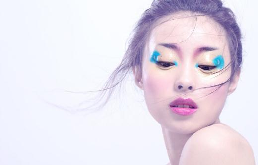 想要親密？畫出質(zhì)感妝容！