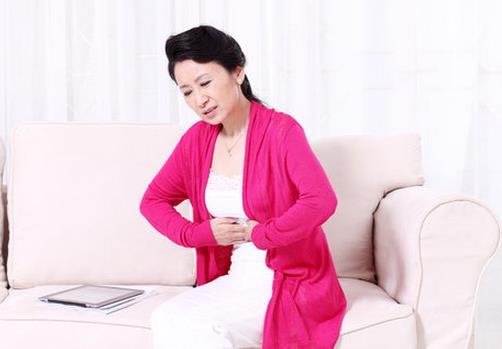 如何鑒別食管裂孔疝？