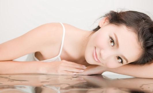 遮瑕的部位脫妝怎么補妝?