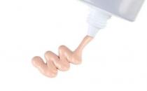 下班脫妝怎么辦？教你完美補妝！