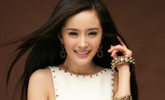 怎么護(hù)發(fā)最好?吹整前做好抗熱準(zhǔn)備