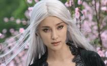 少白頭是什么原因？吃哪些食物可以護(hù)發(fā)？