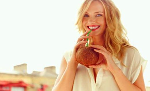 女性補(bǔ)血的方法:食療加按摩效果更佳