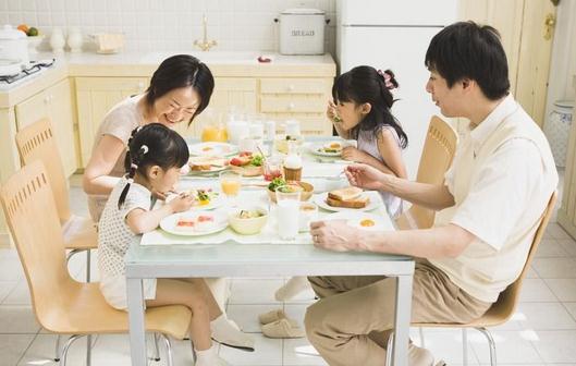 飯后百步要因人而異 哪些吃飯習(xí)慣有益健康?