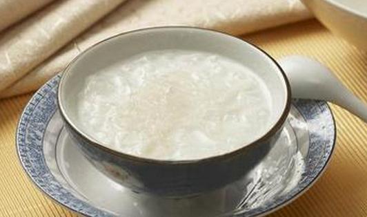 坐月子吃什么食物？中性體質的媽媽吃什么？