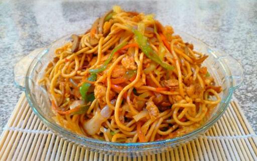 怎么炒面最好吃?雙椒雞蛋炒面