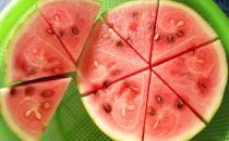 吃西瓜有什么好處？西瓜可降低血壓
