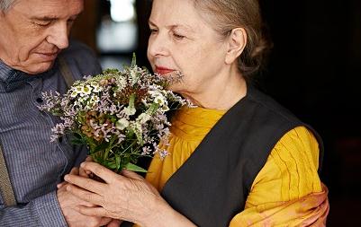 老人秋冬養(yǎng)生要注意預防五種疾病