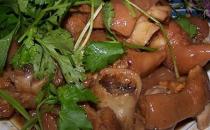 豬蹄怎么烹飪好吃？食用豬蹄有什么禁忌？