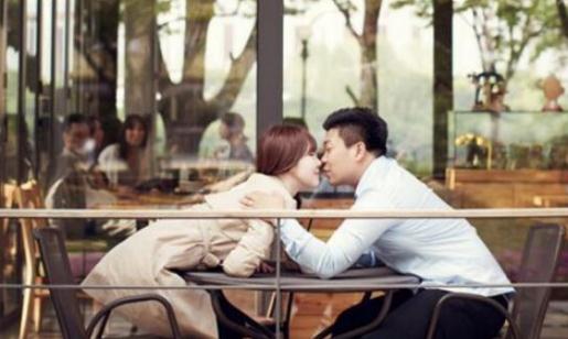 戀愛多久才上床?戀愛多久才KISS?