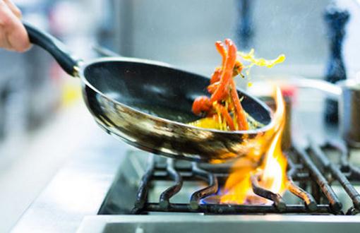 將錯(cuò)就錯(cuò) 調(diào)味品放錯(cuò)了也要吃出健康