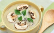 喝湯過快易肥胖 警惕五個(gè)不良喝湯習(xí)慣