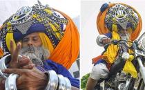 世界上最大包頭巾：長(zhǎng)645米重90斤