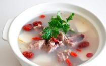 冬季喝什么湯養生 推薦山藥枸杞羊肉湯