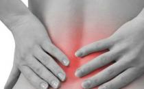 老人護腰 咳嗽時雙手叉腰