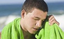 老人中風有先兆 如何預防老人冬季中風