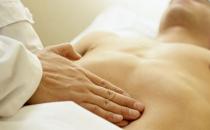 老年養生好法：腹部按摩