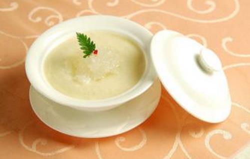 夏季喝粥好處多 老人多喝養生粥