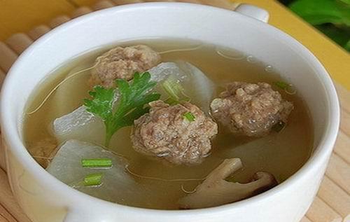 中老年人痛風食療偏方及自我調理方法